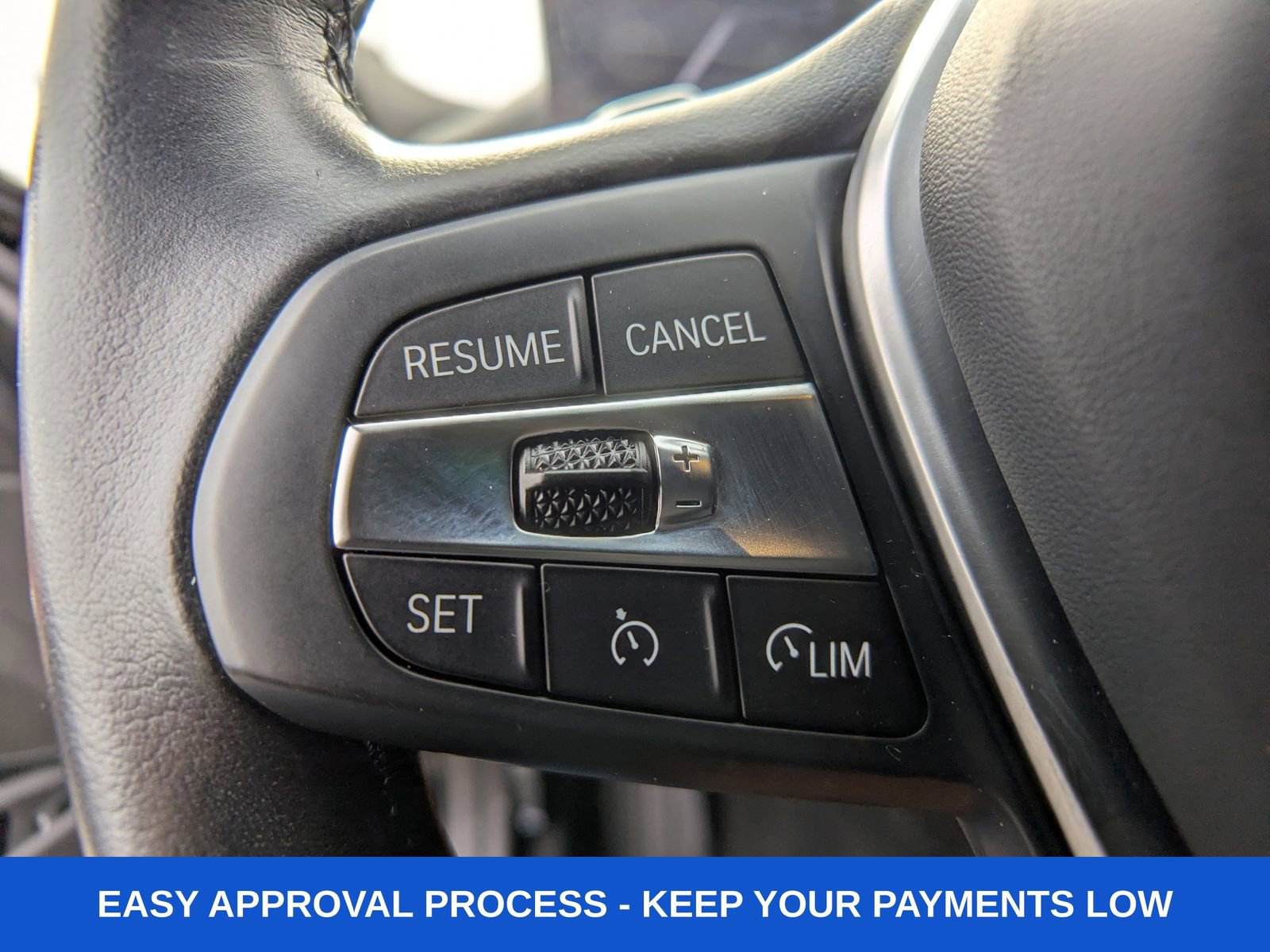 Used 2023 BMW 330i xDrive Sedan w/ Premium Package image 34