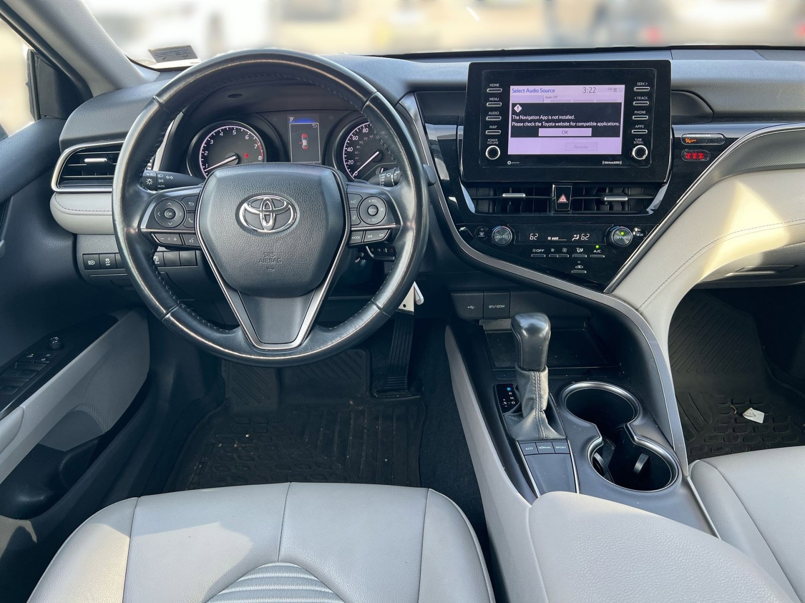 Used 2024 Toyota Camry SE image 23