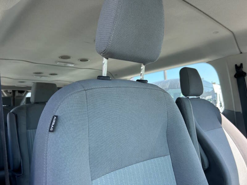 Used 2019 Ford Transit 350 XLT RWD image 10