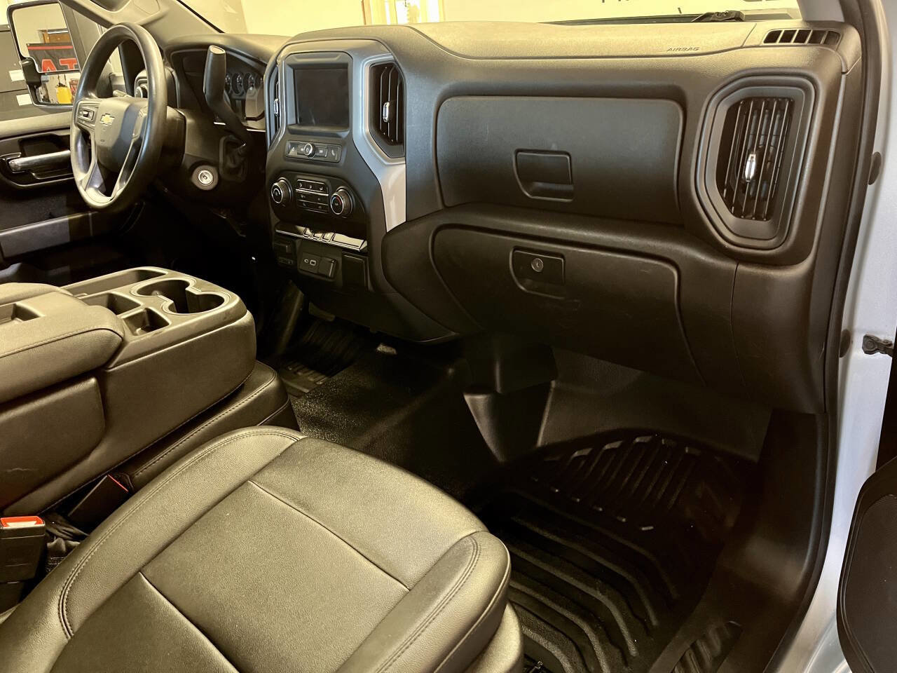 Used 2022 Chevrolet Silverado 2500 W/T w/ WT Fleet Convenience Package image 17