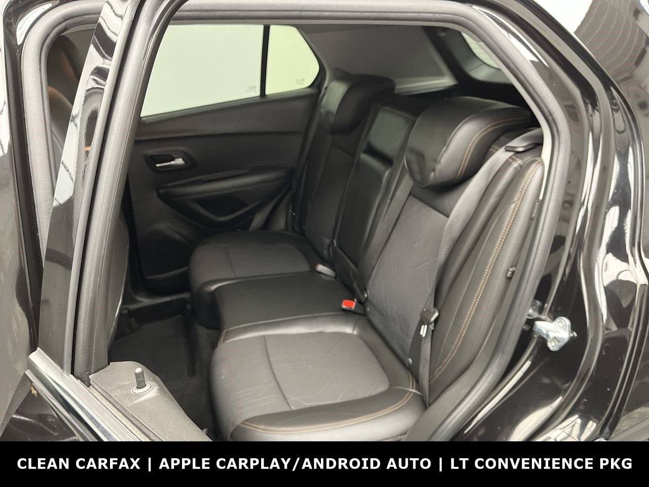 Used 2020 Chevrolet Trax LT w/ LT Convenience Package image 10