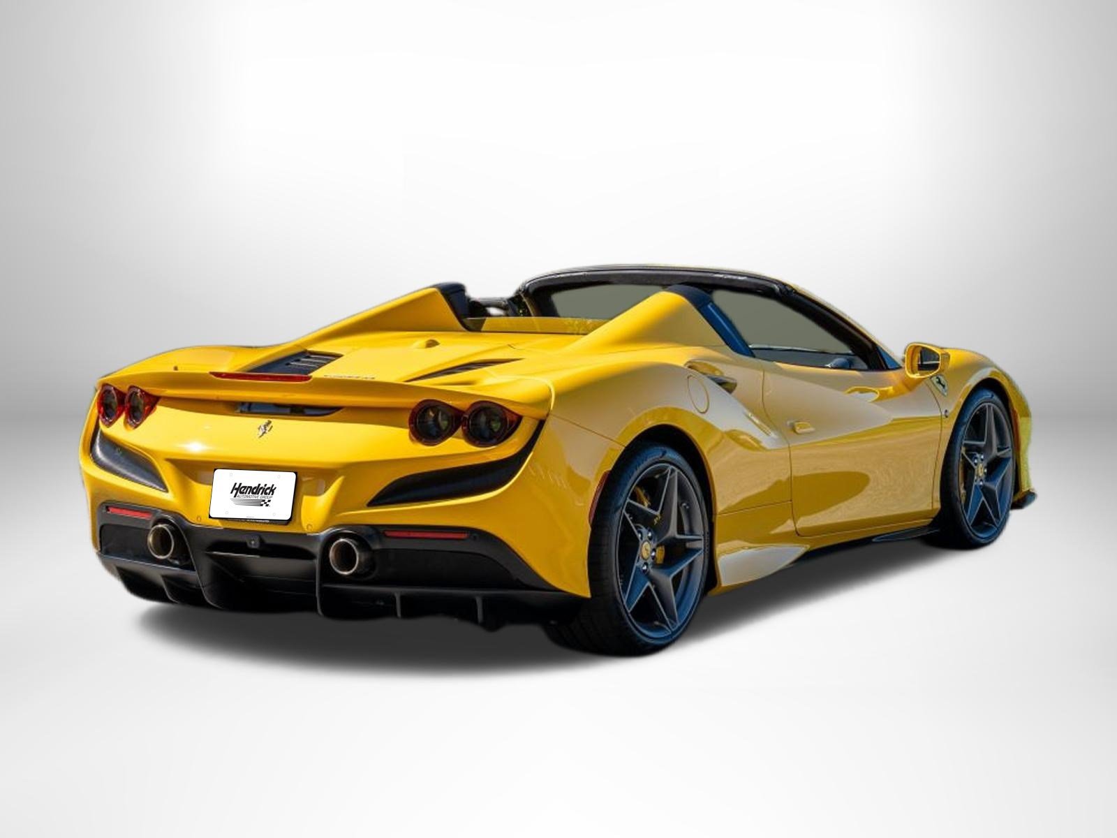 Certified 2022 Ferrari F8 Tributo RWD image 8