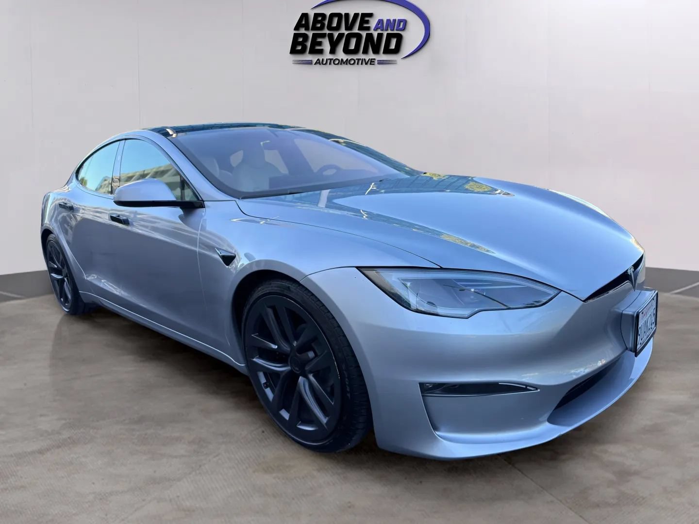 Used 2025 Tesla Model S AWD/4WD image 14