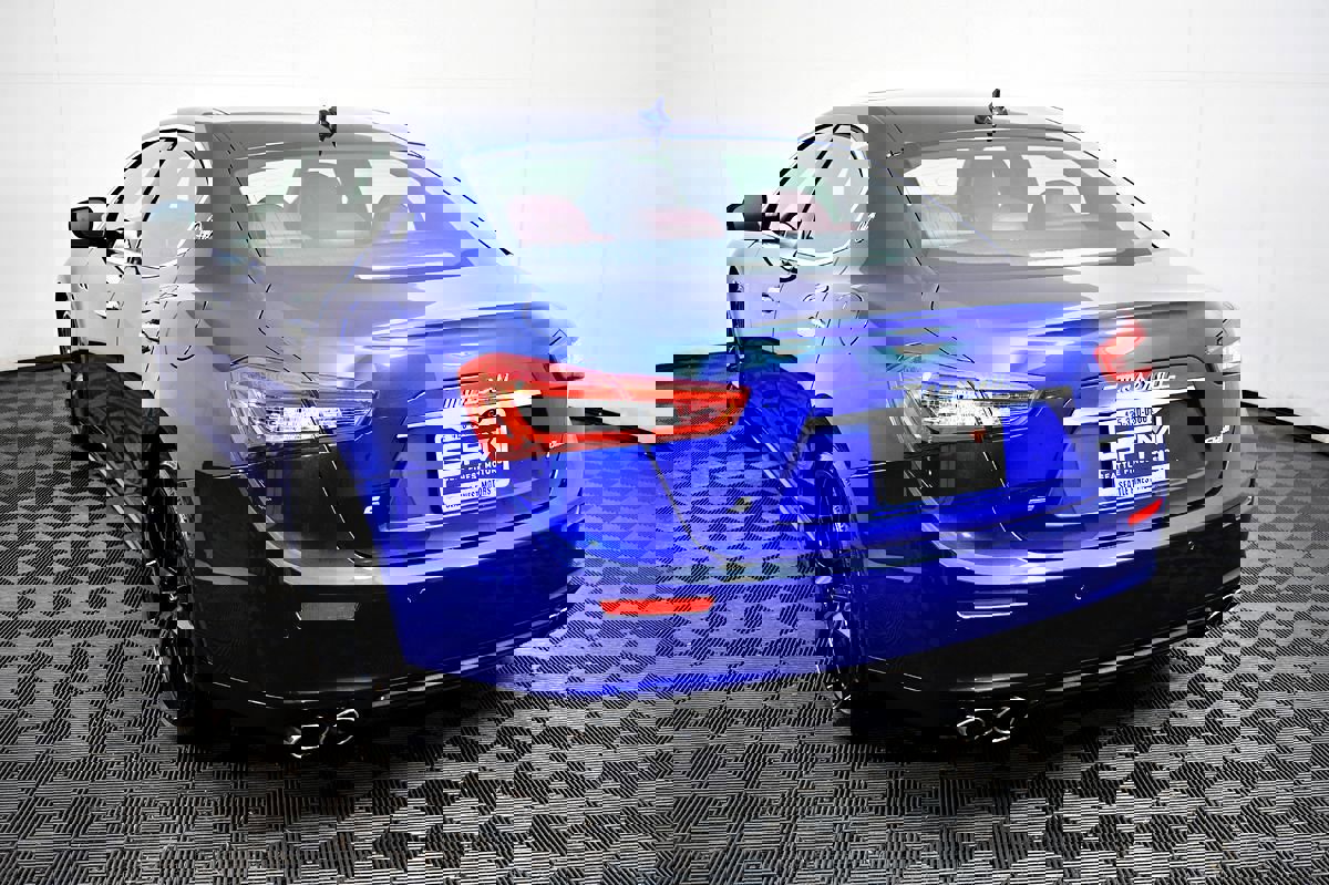 Used 2017 Maserati Ghibli S image 11