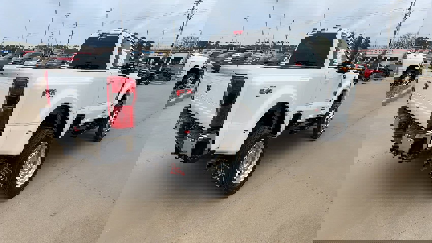 Used 2025 Ford F450 XLT w/ 360-Degree Camera Package image 8