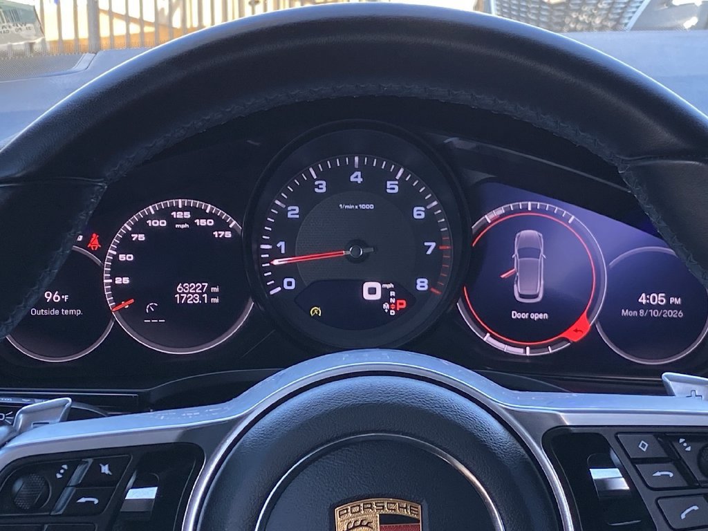 Used 2023 Porsche Cayenne w/ Premium Package AWD/4WD image 27