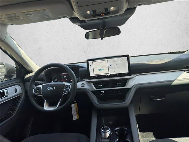 New 2026 Ford Explorer Active RWD image 24