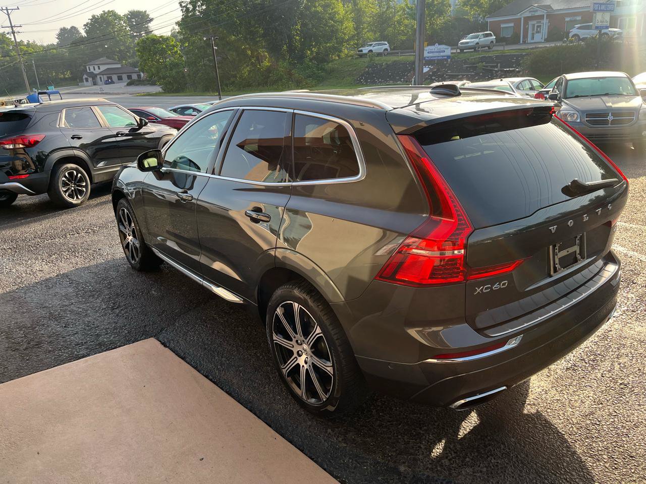 Used 2019 Volvo XC60 T5 Inscription w/ Protection Package Premier AWD/4WD image 12