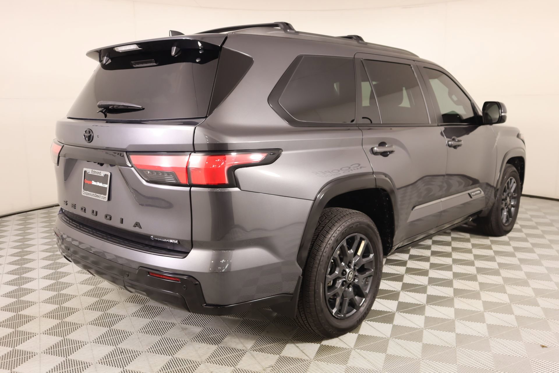 Used 2026 Toyota Sequoia Platinum image 23