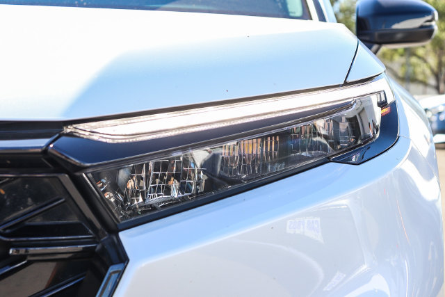 Used 2025 Honda CR-V Sport-L image 5