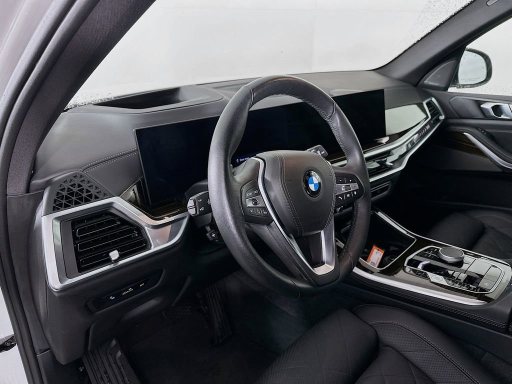 Used 2026 BMW X5 xDrive40i AWD/4WD image 14