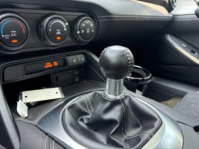 Used 2025 MAZDA MX-5 Miata Club w/ Brembo/BBS Recaro Package RWD image 39