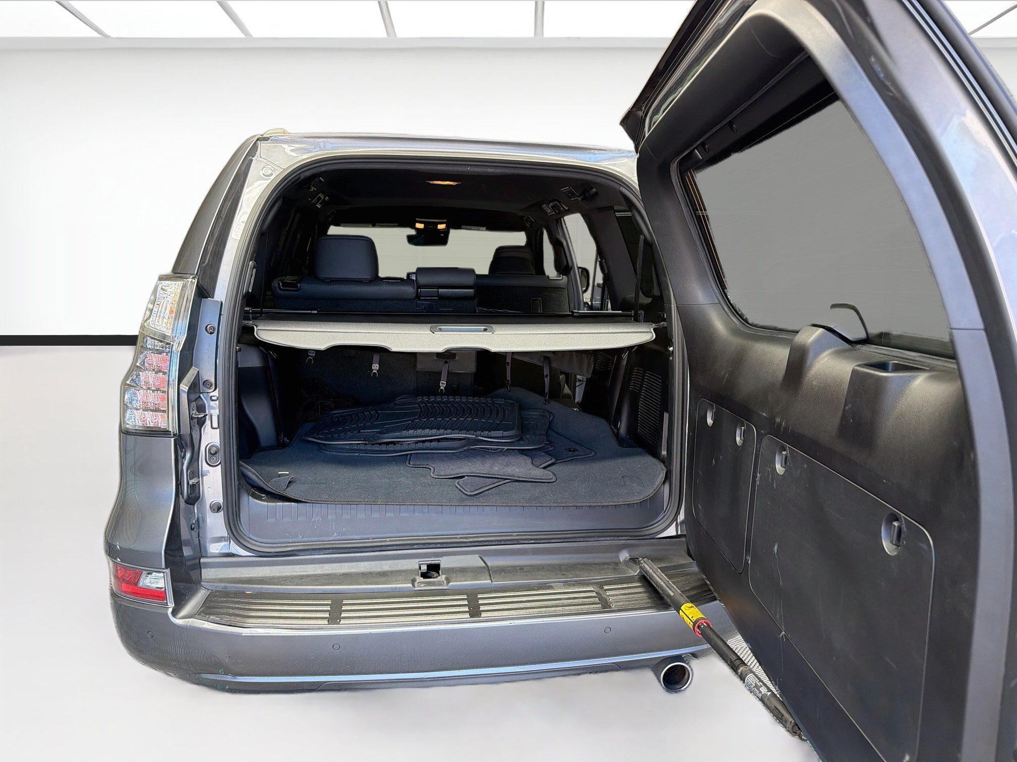 Used 2023 Lexus GX 460 Premium w/ Premium Plus Package AWD/4WD image 18