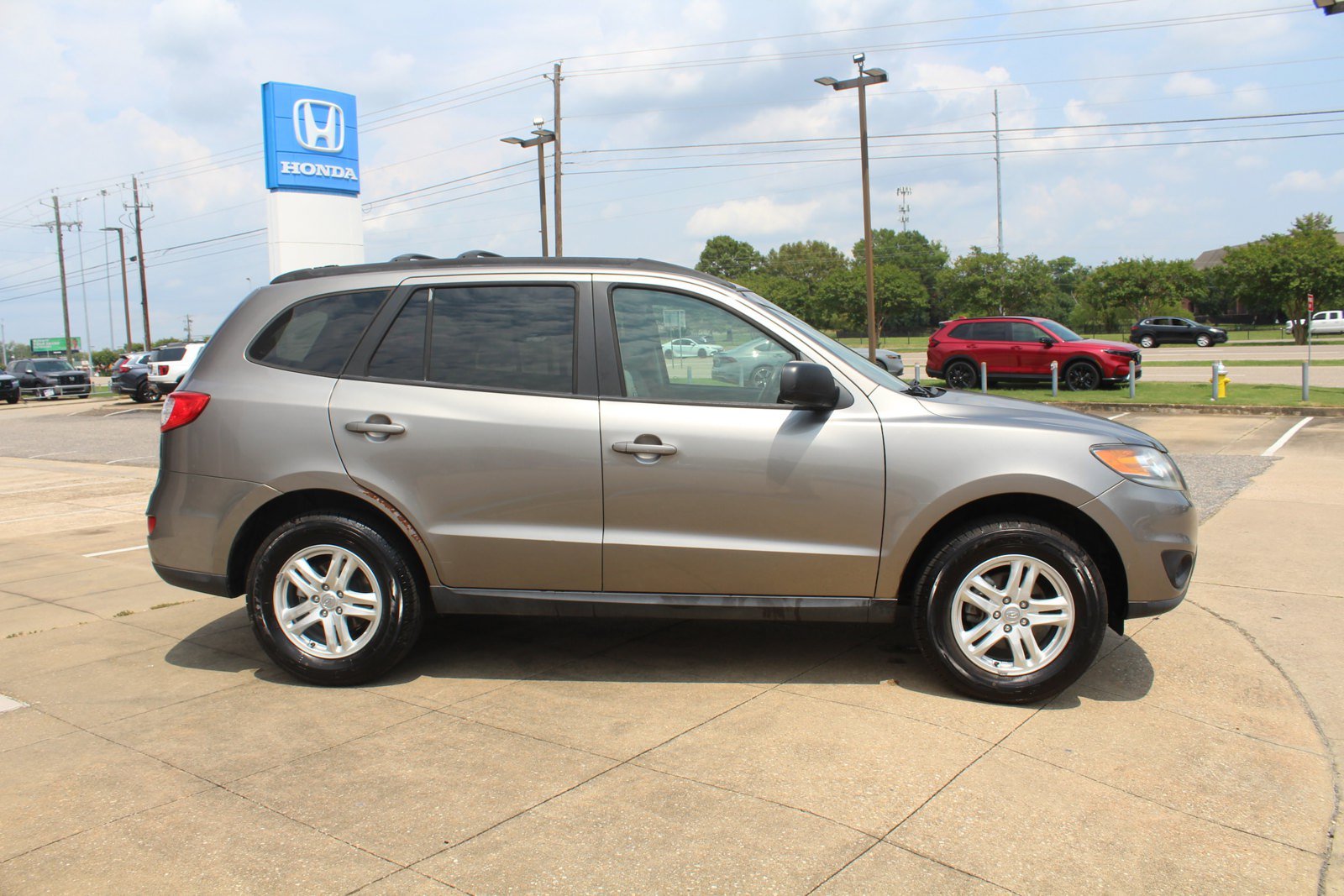 Used 2012 Hyundai Santa Fe GLS AWD/4WD image 4