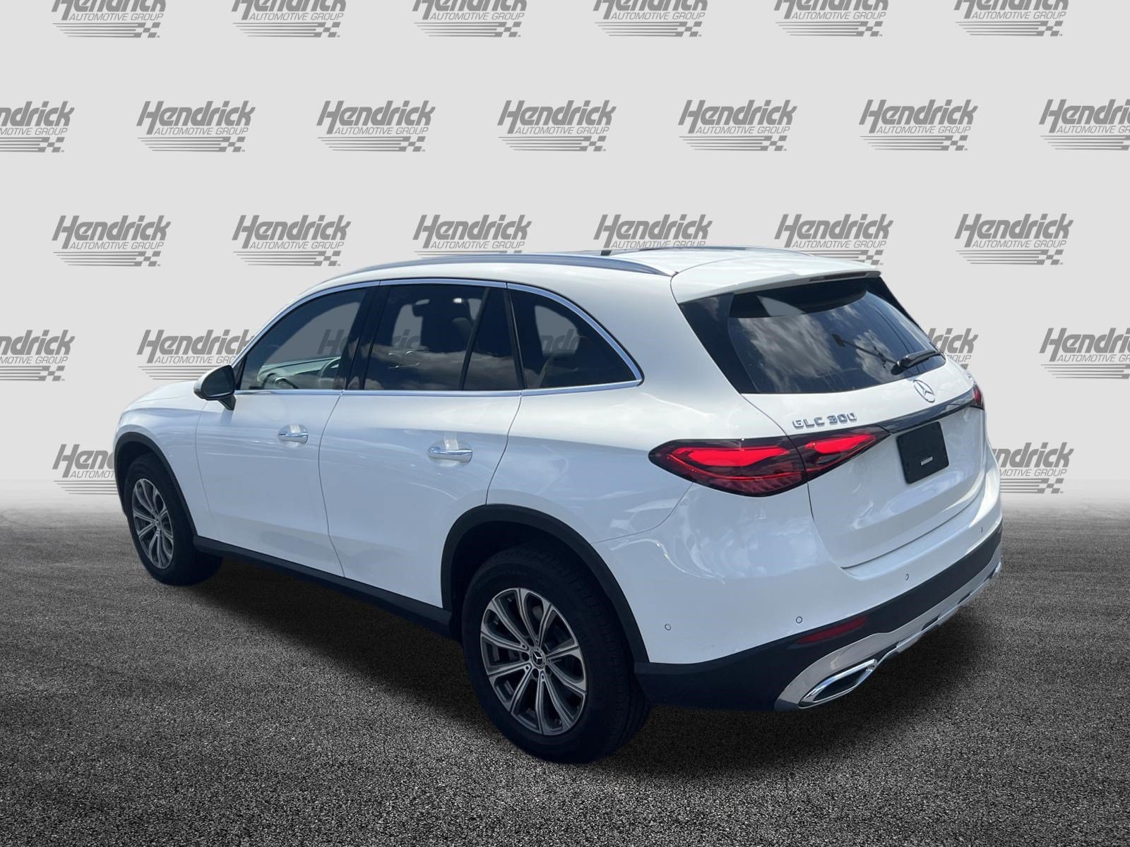 Certified 2025 Mercedes-Benz GLC 300 4MATIC image 8