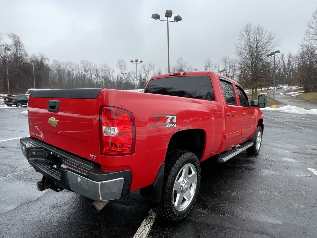 Certified 2013 Chevrolet Silverado 2500 LTZ w/ LTZ Plus Package image 3