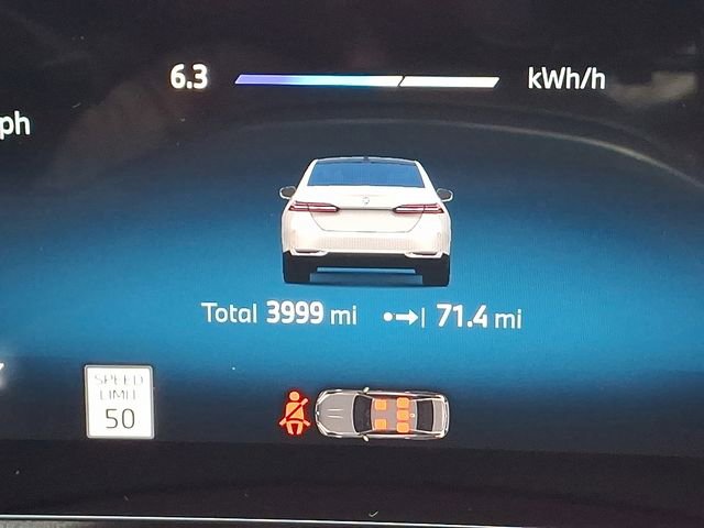 Used 2026 BMW i5 eDrive40 image 22