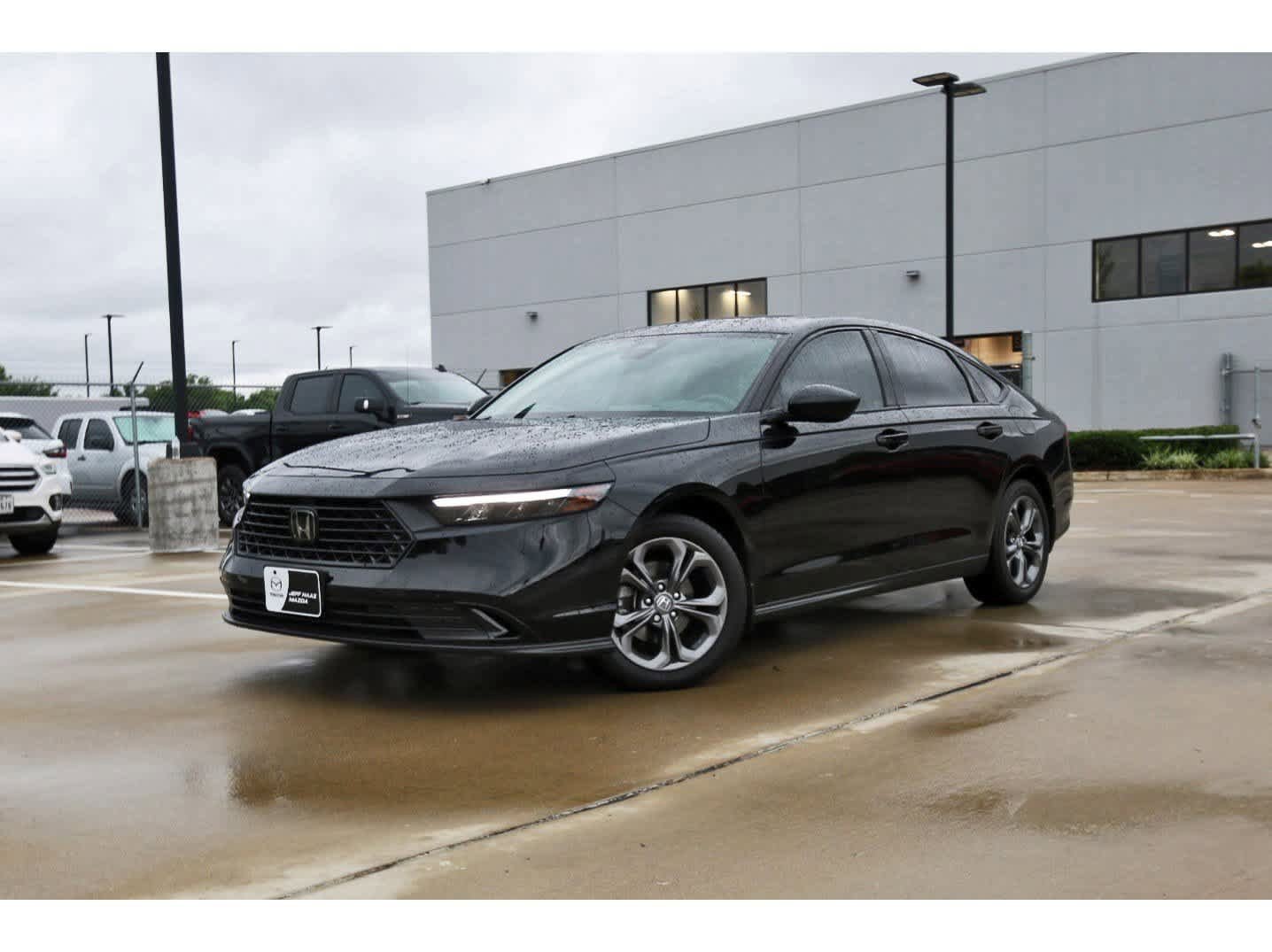 Used 2024 Honda Accord EX image 1