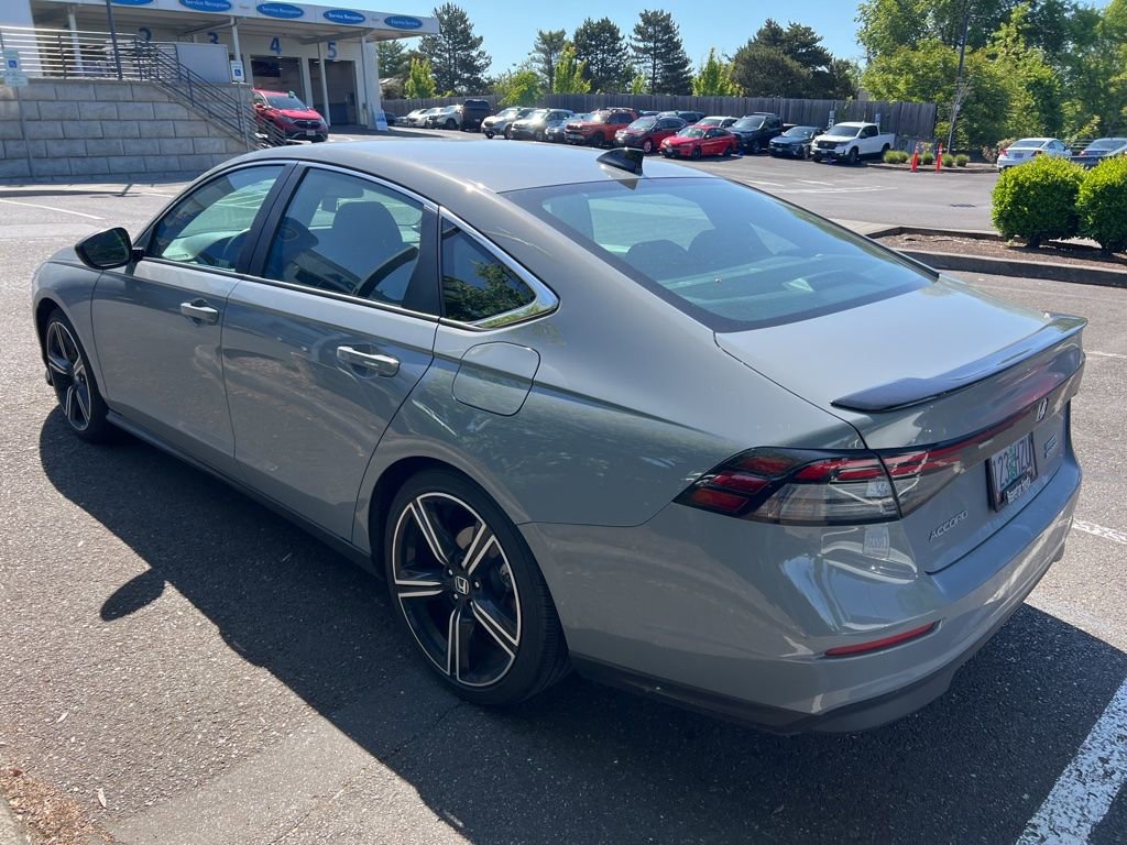 Used 2023 Honda Accord Sport image 6