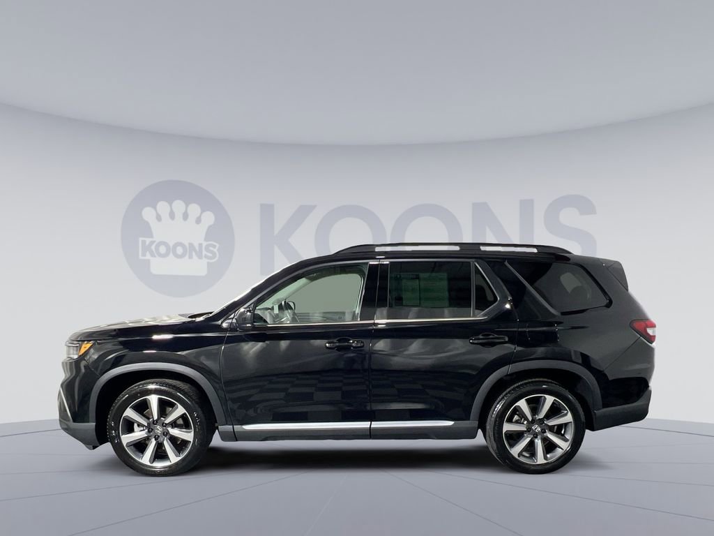 Used 2025 Honda Pilot Elite image 2