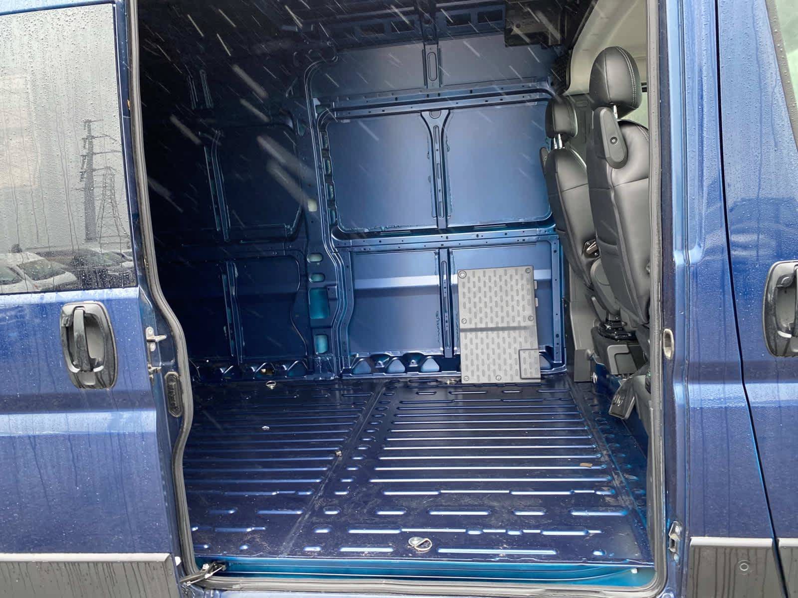 Used 2025 RAM ProMaster 3500 w/ Quick Order Package 22H SLT+ FWD image 25