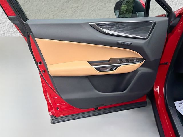 Used 2025 Lexus NX 250 FWD w/ Towing Package (2000 Lbs) image 21