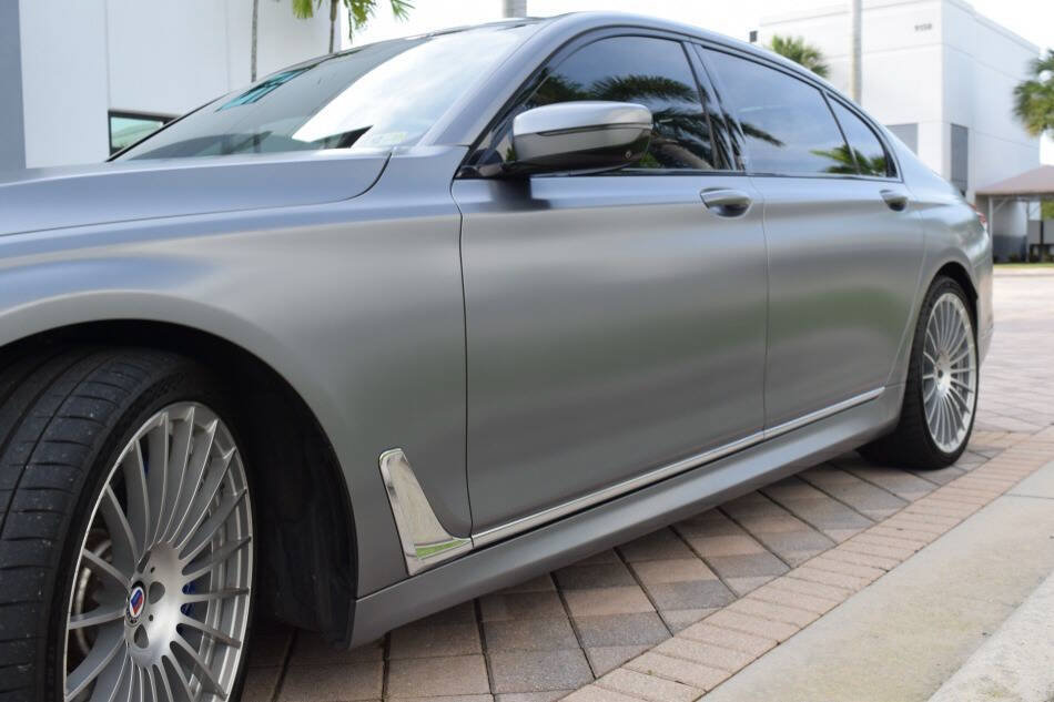 Used 2018 BMW ALPINA B7 xDrive w/ Luxury Rear Seating Package AWD/4WD image 17