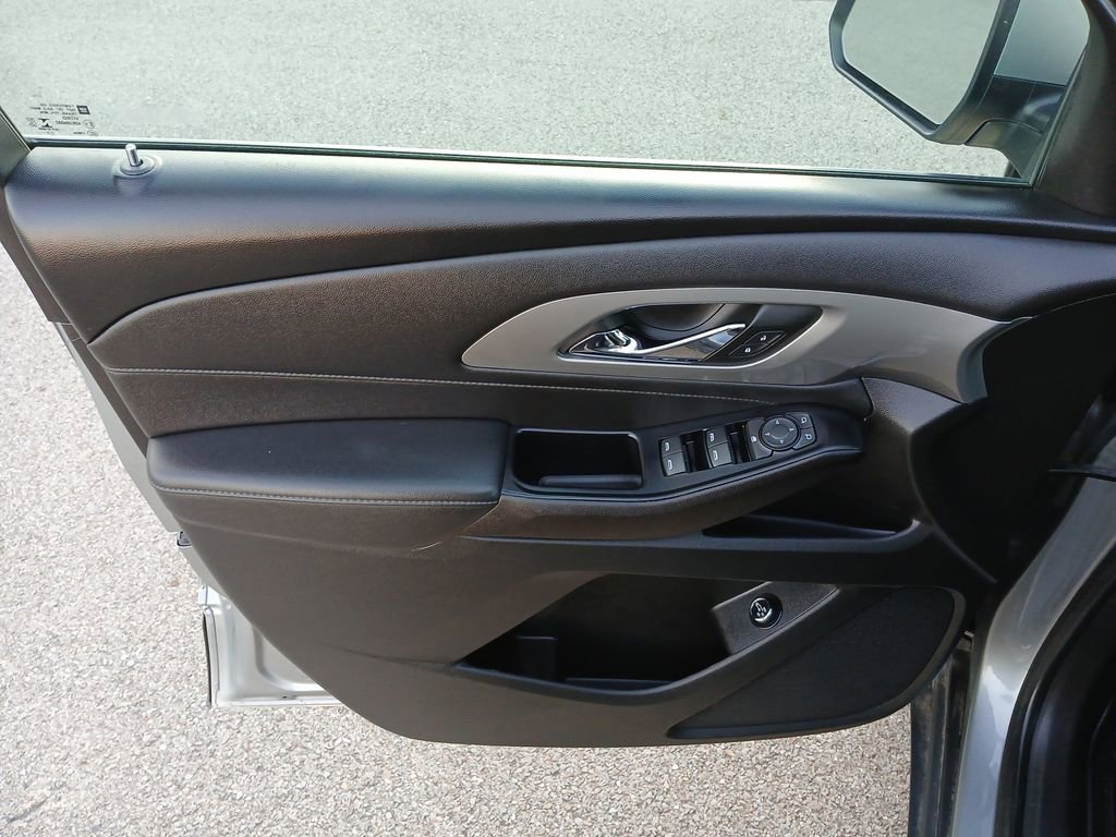 Certified 2023 Chevrolet Traverse LT image 23