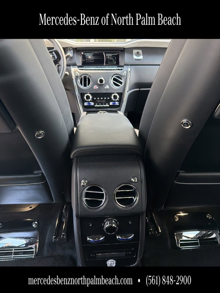 Used 2020 Rolls-Royce Cullinan AWD/4WD image 6
