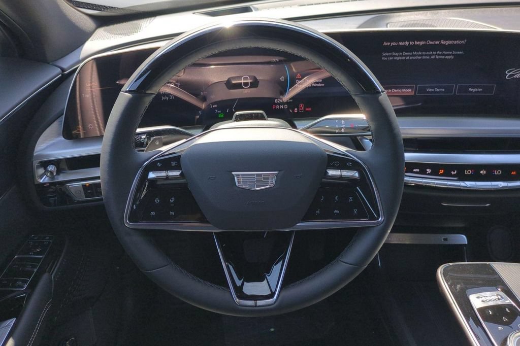 New 2026 Cadillac Lyriq Luxury AWD/4WD image 19