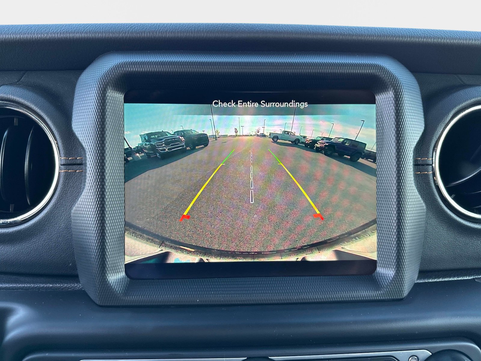 Certified 2022 Jeep Wrangler Unlimited Sahara image 24