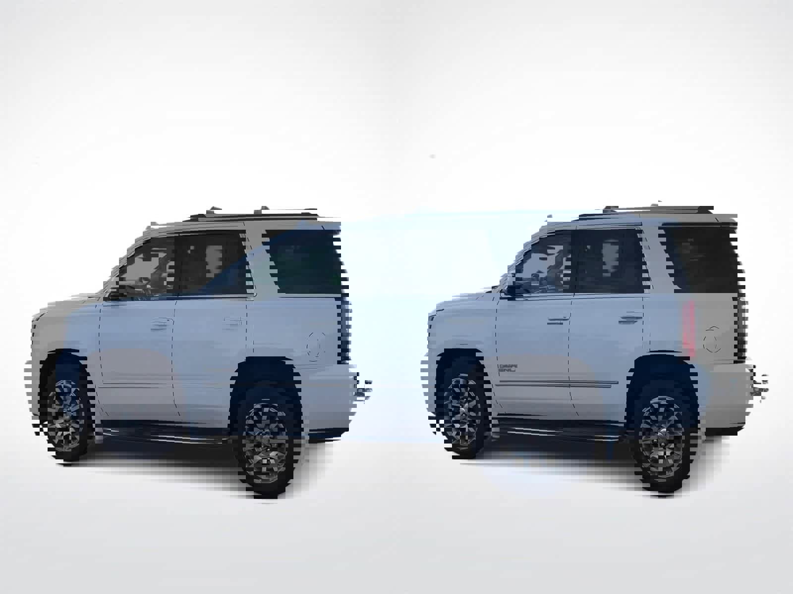 Used 2016 GMC Yukon Denali w/ Open Road Package image 6