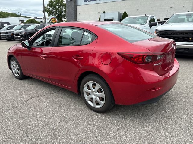 Used 2017 MAZDA MAZDA3 Sport FWD image 3