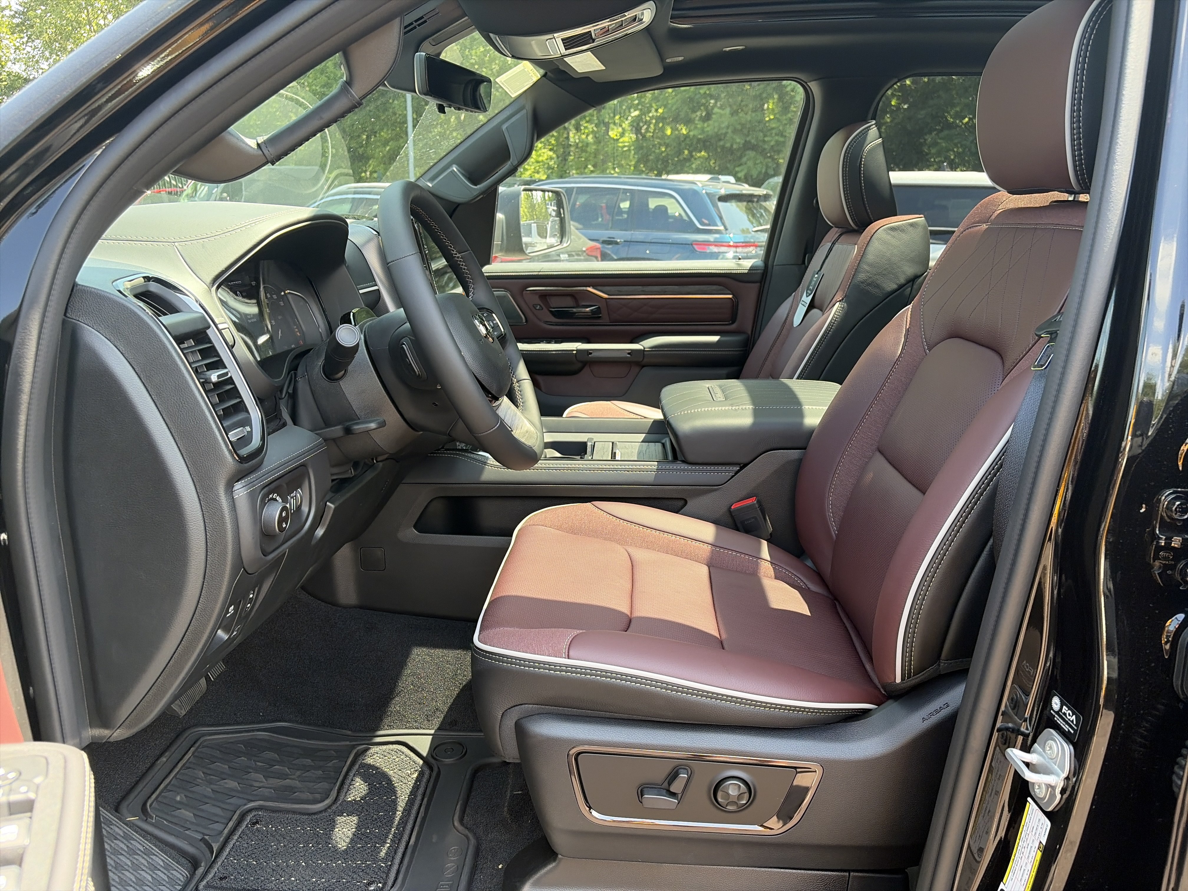 New 2026 RAM 1500 Limited AWD/4WD image 29