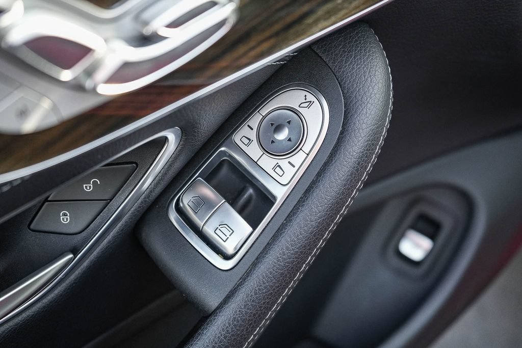 Used 2018 Mercedes-Benz C 300 Coupe w/ Premium Package image 19