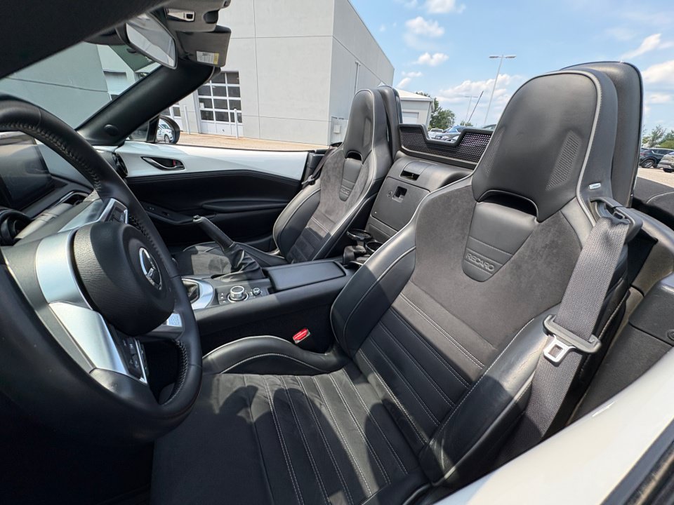 Certified 2023 MAZDA MX-5 Miata Club w/ Brembo/BBS Recaro Package RWD image 30