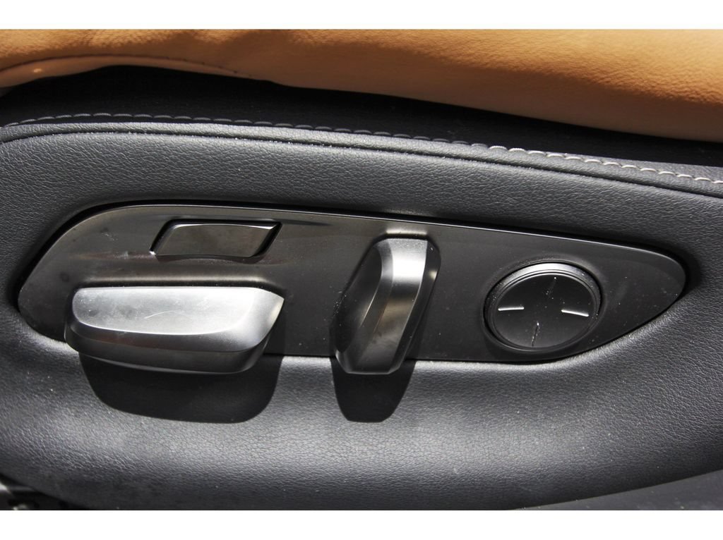 Used 2022 Lexus LS 500 RWD image 27