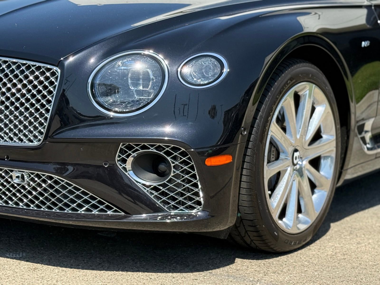 Used 2021 Bentley Continental GT AWD/4WD image 3