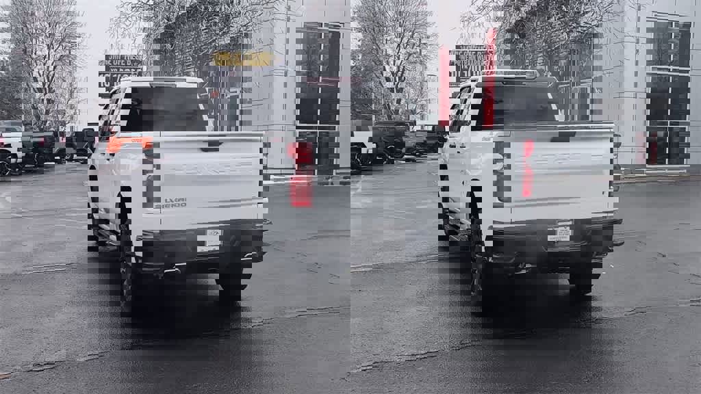 Used 2024 Chevrolet Silverado 1500 LT Trail Boss w/ Protection Package image 7