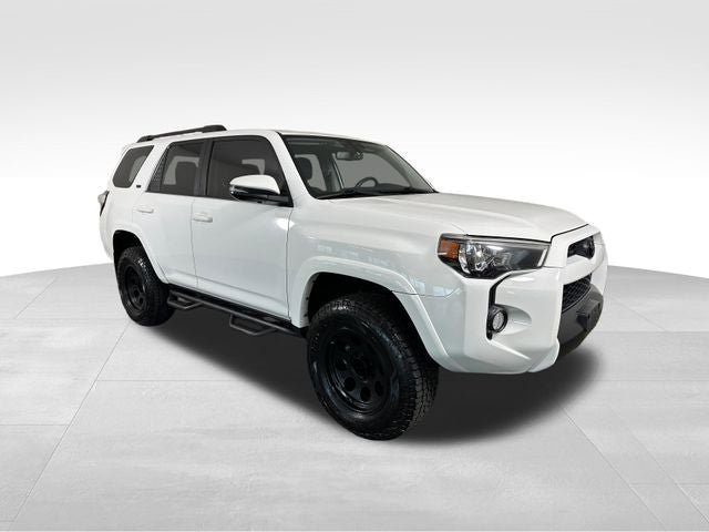 Used 2019 Toyota 4Runner SR5 Premium AWD/4WD image 8