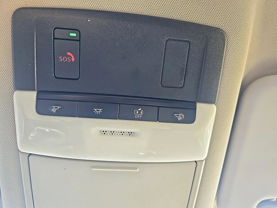 Used 2021 Nissan Rogue SV image 28