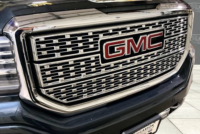 Used 2018 GMC Sierra 1500 Denali w/ Denali Ultimate Package AWD/4WD image 11