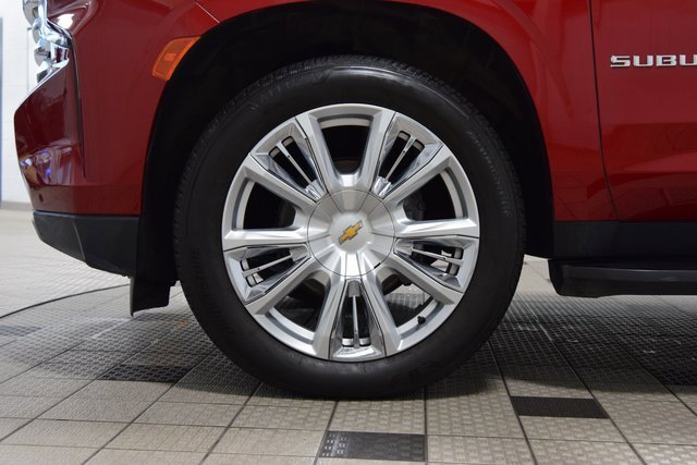 Used 2023 Chevrolet Suburban High Country image 27