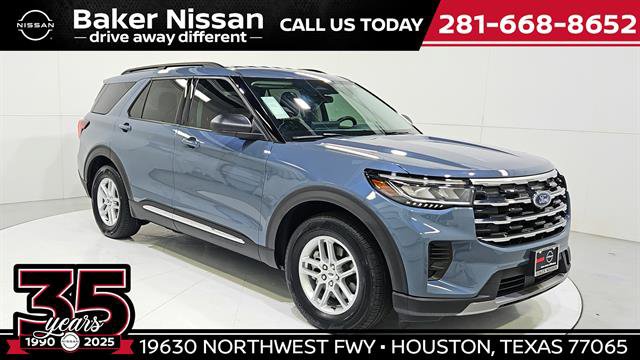 Used 2025 Ford Explorer Active RWD video 1