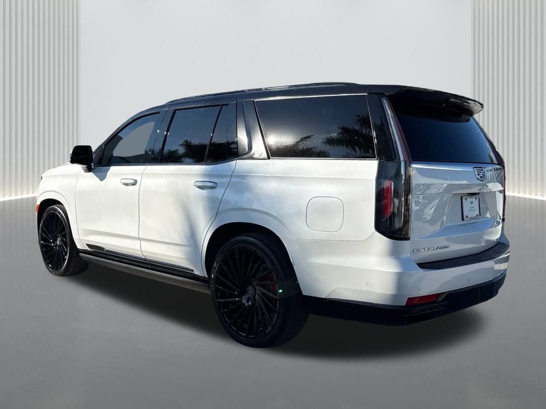 Used 2021 Cadillac Escalade Premium Luxury w/ Driver Assist Tech Package image 7