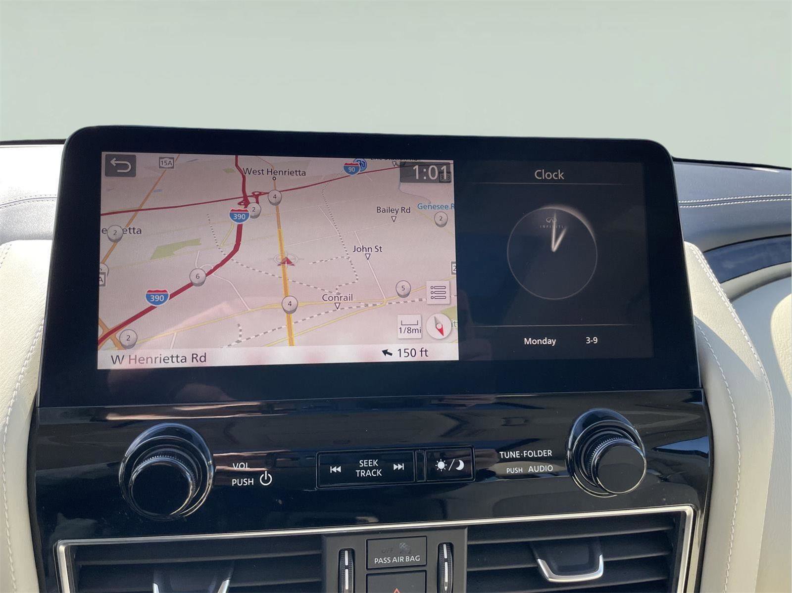 Used 2022 INFINITI QX80 Luxe w/ Cargo Package image 32