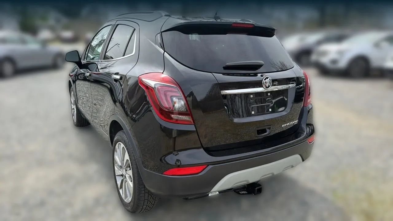 Used 2019 Buick Encore Preferred AWD/4WD image 8