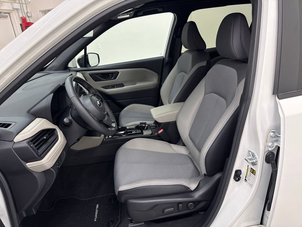 Used 2026 Subaru Forester Premium AWD/4WD image 14