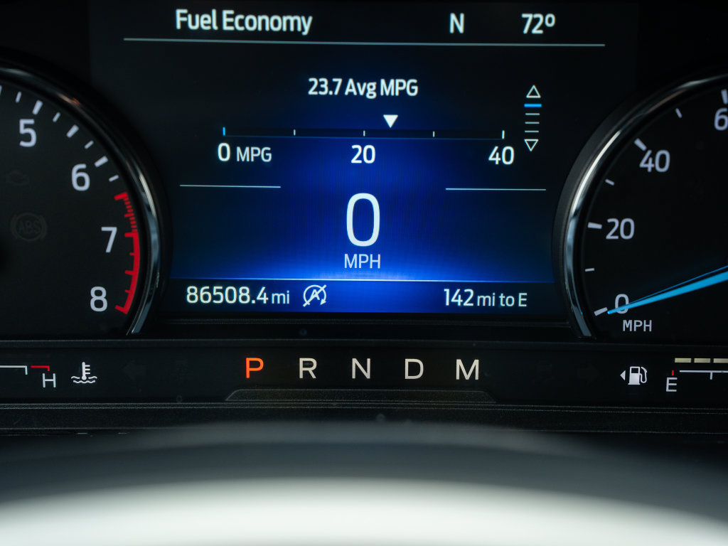 Used 2020 Ford Explorer XLT w/ Equipment Group 202A AWD/4WD image 23