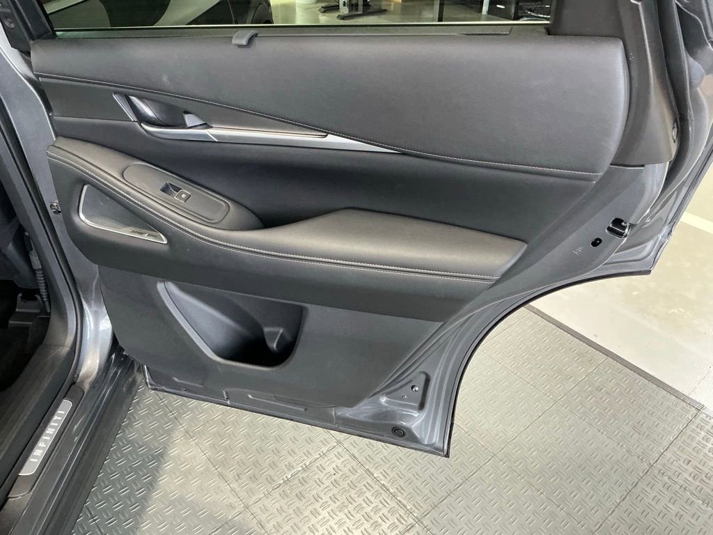 Used 2025 INFINITI QX60 Luxe w/ Vision Package image 40